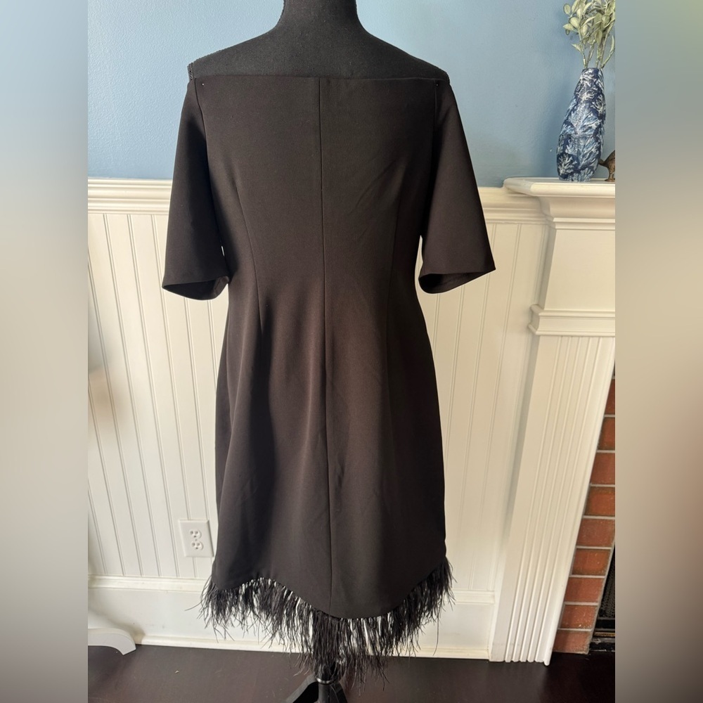 NWOT Vince Camuto Black Off Shoulder Dress~Ostrich Feathers on Hem~Large - Picture 4 of 8